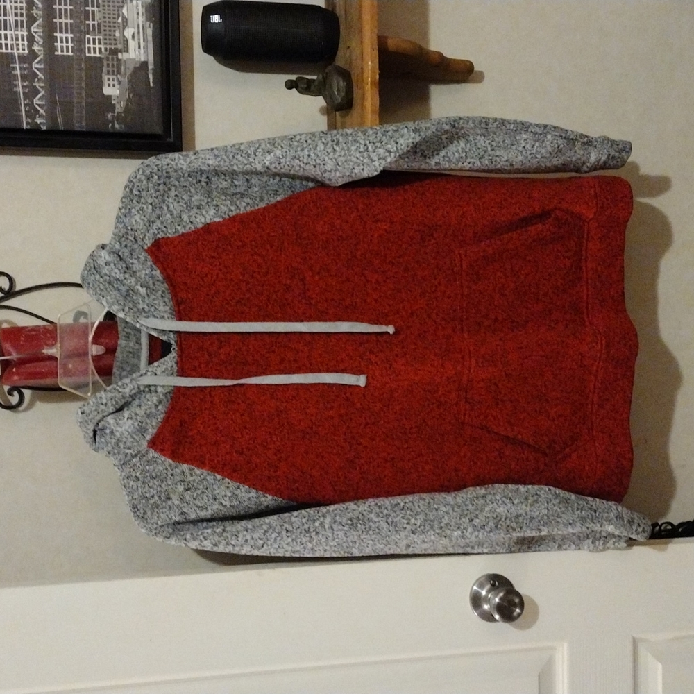 Carbon Sweater/Hoodie